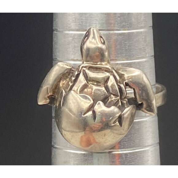 Sterling Silver Turtle Ring Size 8.5 Hatching Egg 4g Nature Rebirth Boho Unisex - Picture 5 of 10
